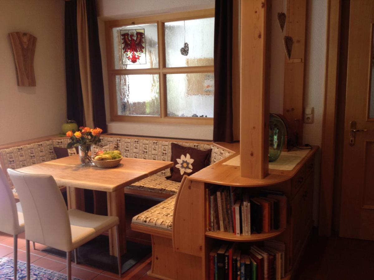 Bed and Breakfast Haus Christaldo St. Anton am Arlberg Zewnętrze zdjęcie