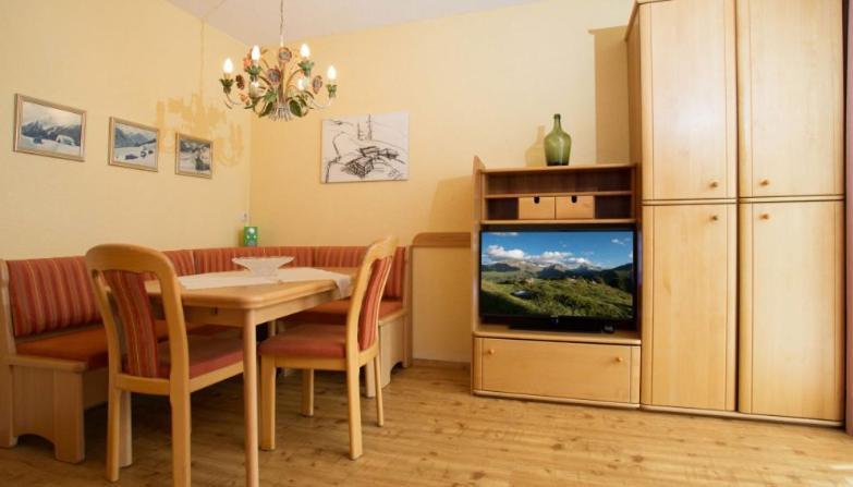 Bed and Breakfast Haus Christaldo St. Anton am Arlberg Zewnętrze zdjęcie